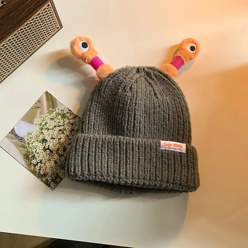 Niedliche Cartoon-schrullige lichtemittierende Tentakel-Strickmütze, Eltern-Kind-Modelle, warme Wollmütze, Augen, lichtemittierende Beanie, Monstermütze – Detail 16