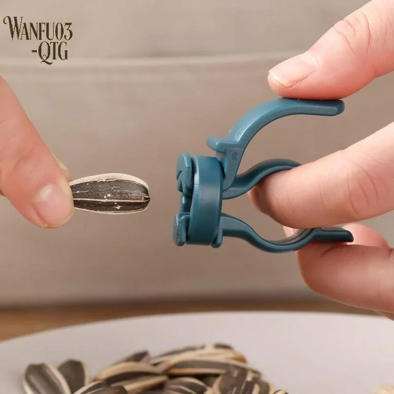 Hot Sunflower Seed Peeling Pliers Easy Shell Multi Functional Suitable For Almond Sunflower Seed Easy To Use Toothed Hand Tools