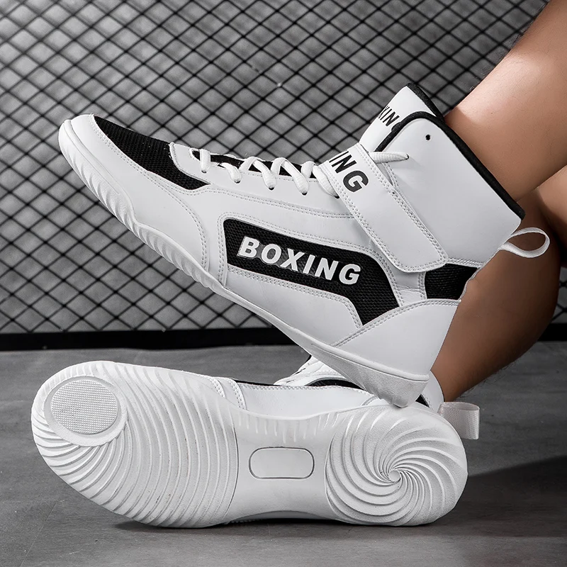New Men's Large Wrestling Shoes Fashionable Casual High Sport Shoe Mesh Breathable Boxing Shoes Anti Slip Wear Resistant Sneaker