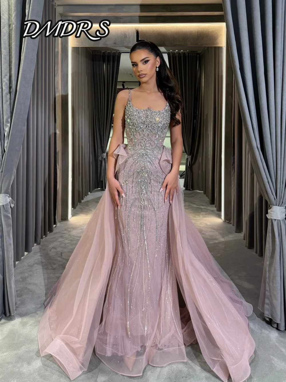 

Charming Spaghetti Strap Evening Dress Luxurious Crystal Beaded Party Gown Classic A-line Floor Length Party Dresses فساتين سهرة