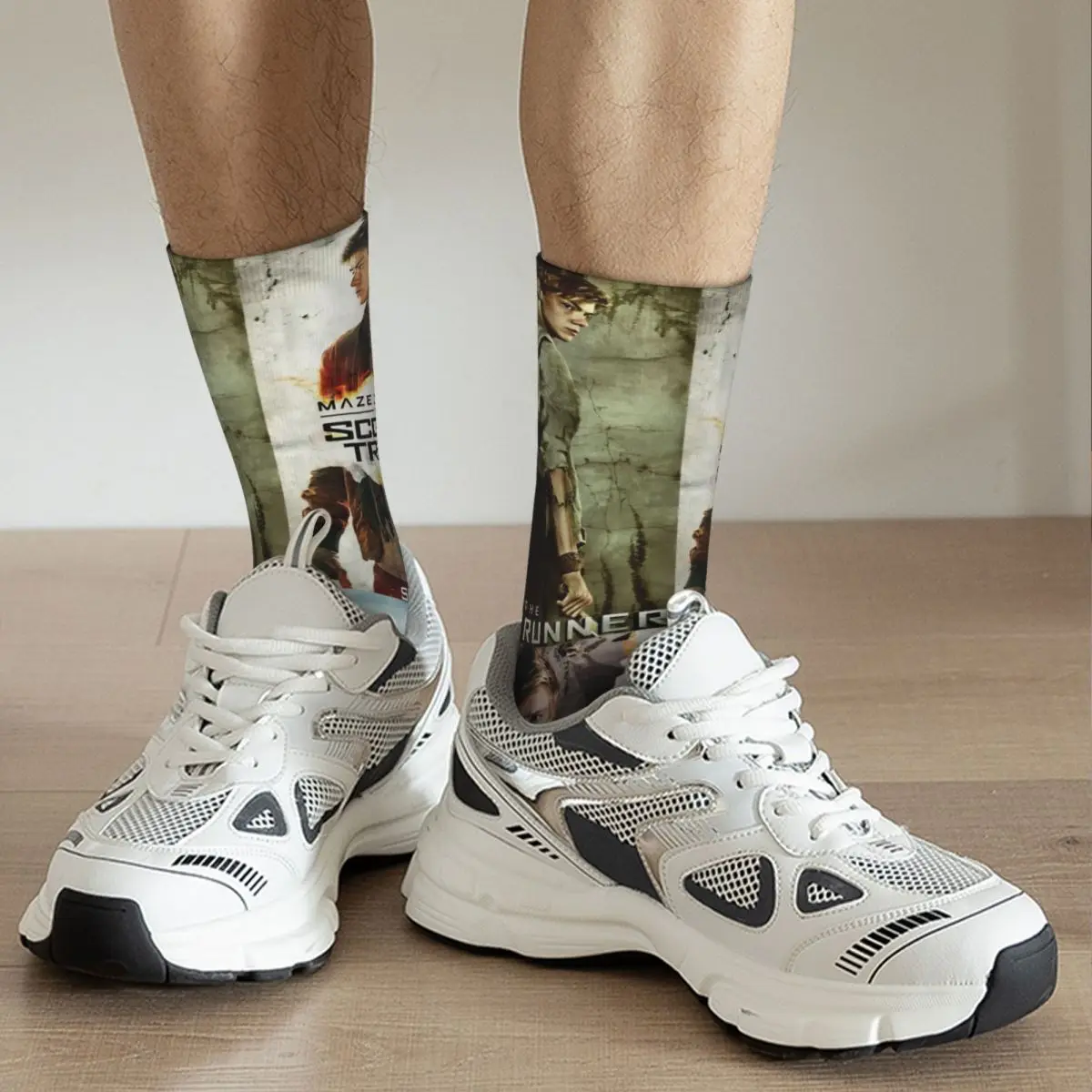 المتاهة عداء الأمريكية الخيال العلمي فيلم جوارب زوجين الجوارب جودة جوارب بأشكال مضحكة الخريف في الهواء الطلق مكافحة زلة الجوارب هدية #6