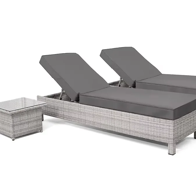 

Outdoor Rattan Lounge Bed, Villa Courtyard, Poolside Lounge Chair