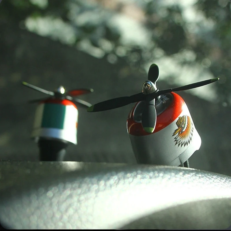 Kampfflugzeug-Modellauto-Luftauslass-Clip-on-Duftdiffusor mit beweglichem Propeller und Parfümduft H9EE – Detail 7