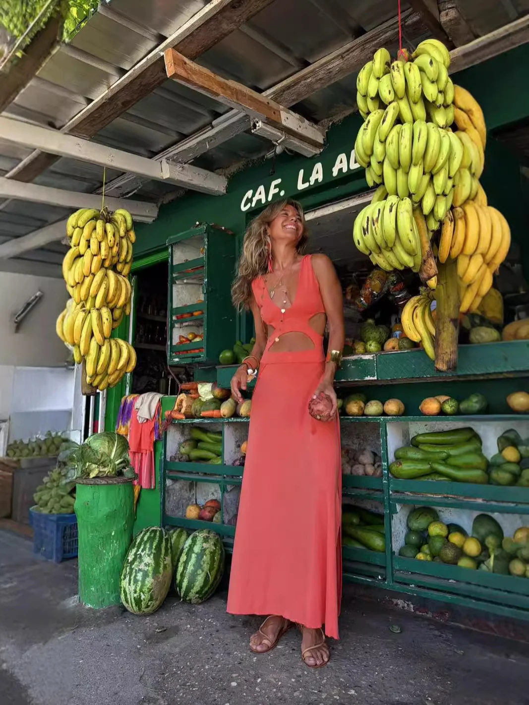 Sleeveless Elegant … - image