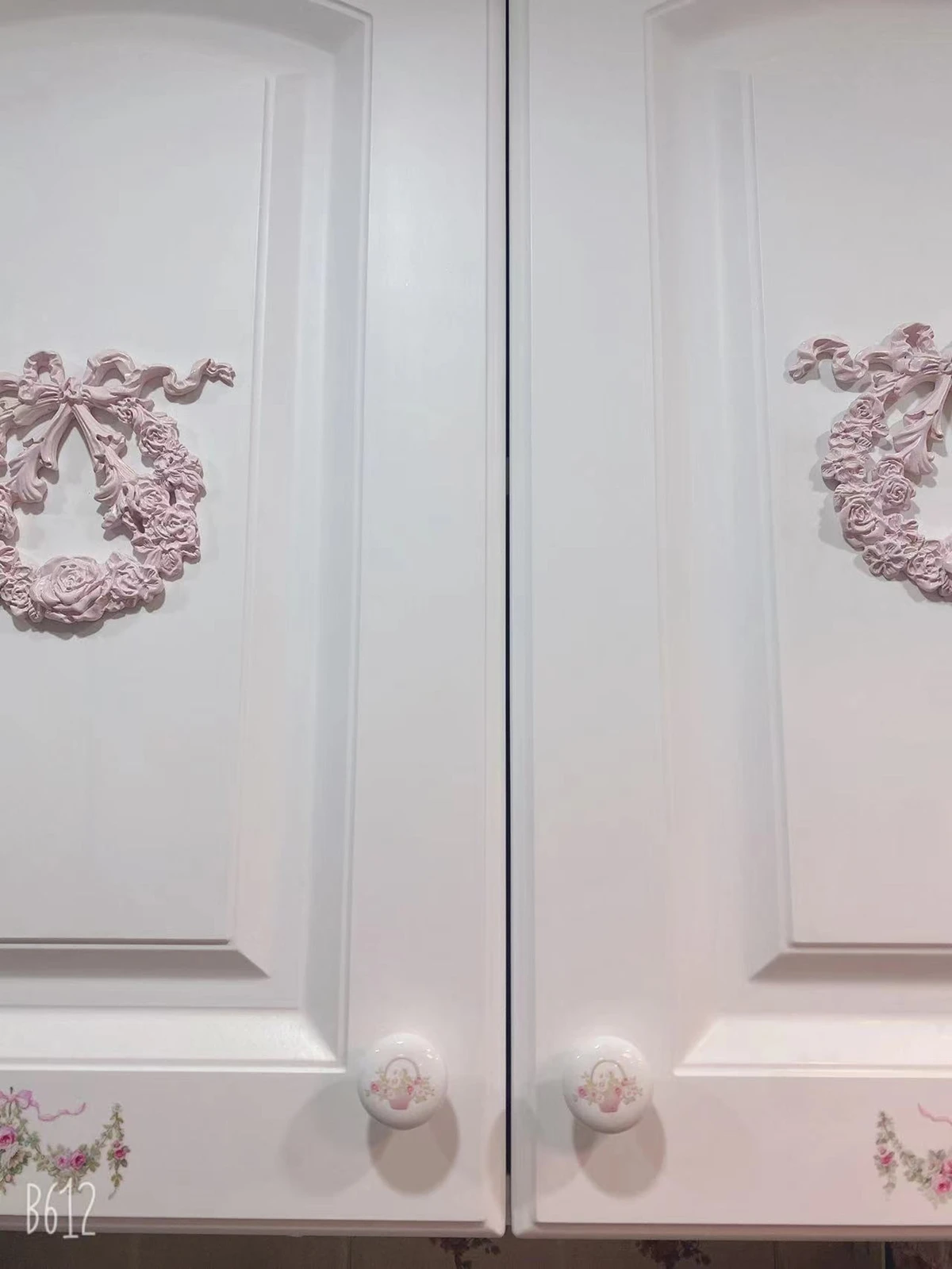 Flower Wardrobe Cabinet Round Stainless Steel Drawer Handle European Mushroom Type Porcelain White Single Hold Handle