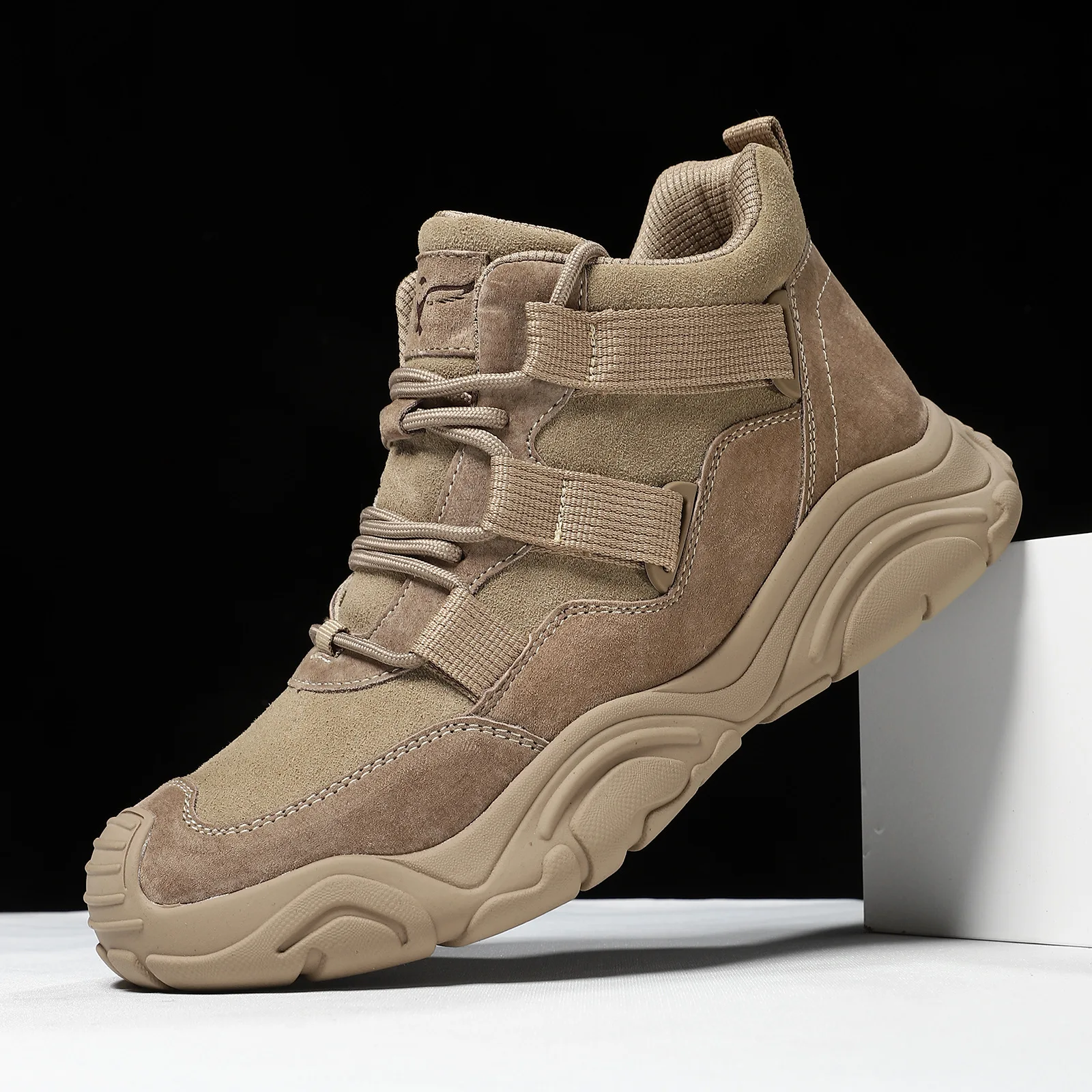 Men's High Top Sneakers High Quality Suede Casual Shoes Outdoor Non Slip Hiking Boots Lace Up Platform Booties Botas Para Hombre