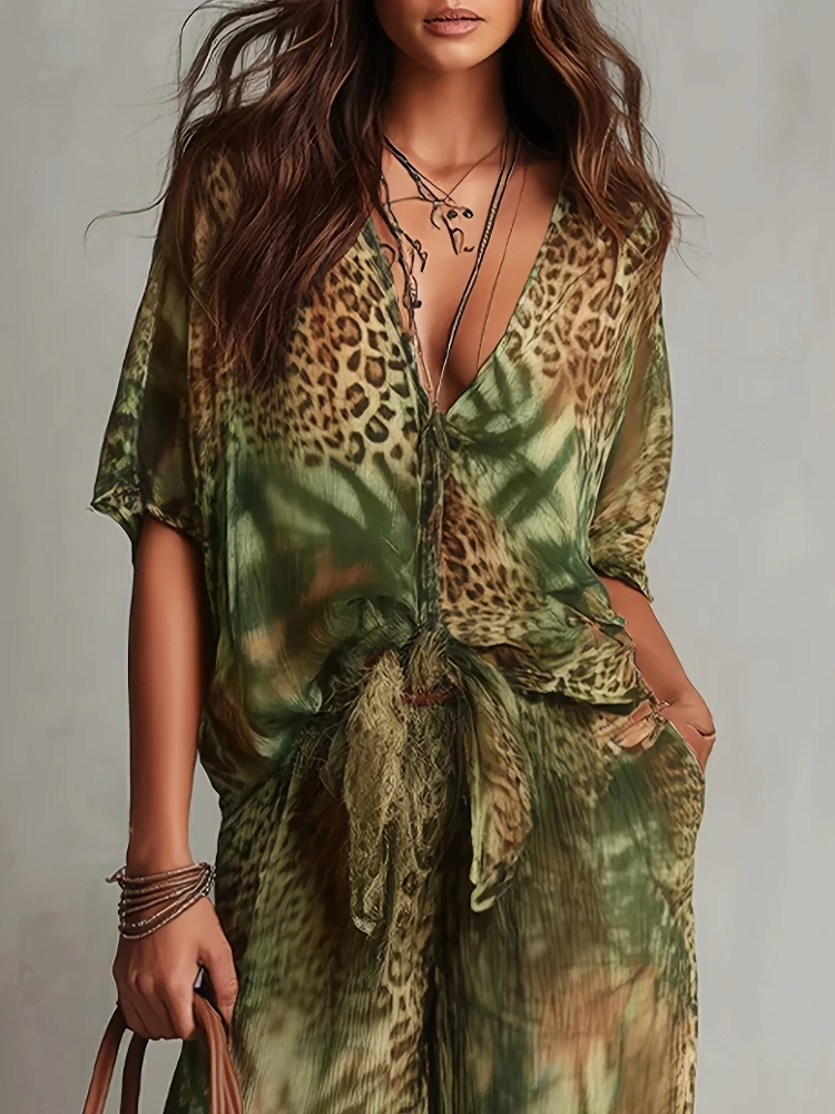 Women's Boho Paisley Print Two-Piece Set V-Neck Short Sleeve Blouse Top Wide Leg Pants Casual Loose Suit for Vacation