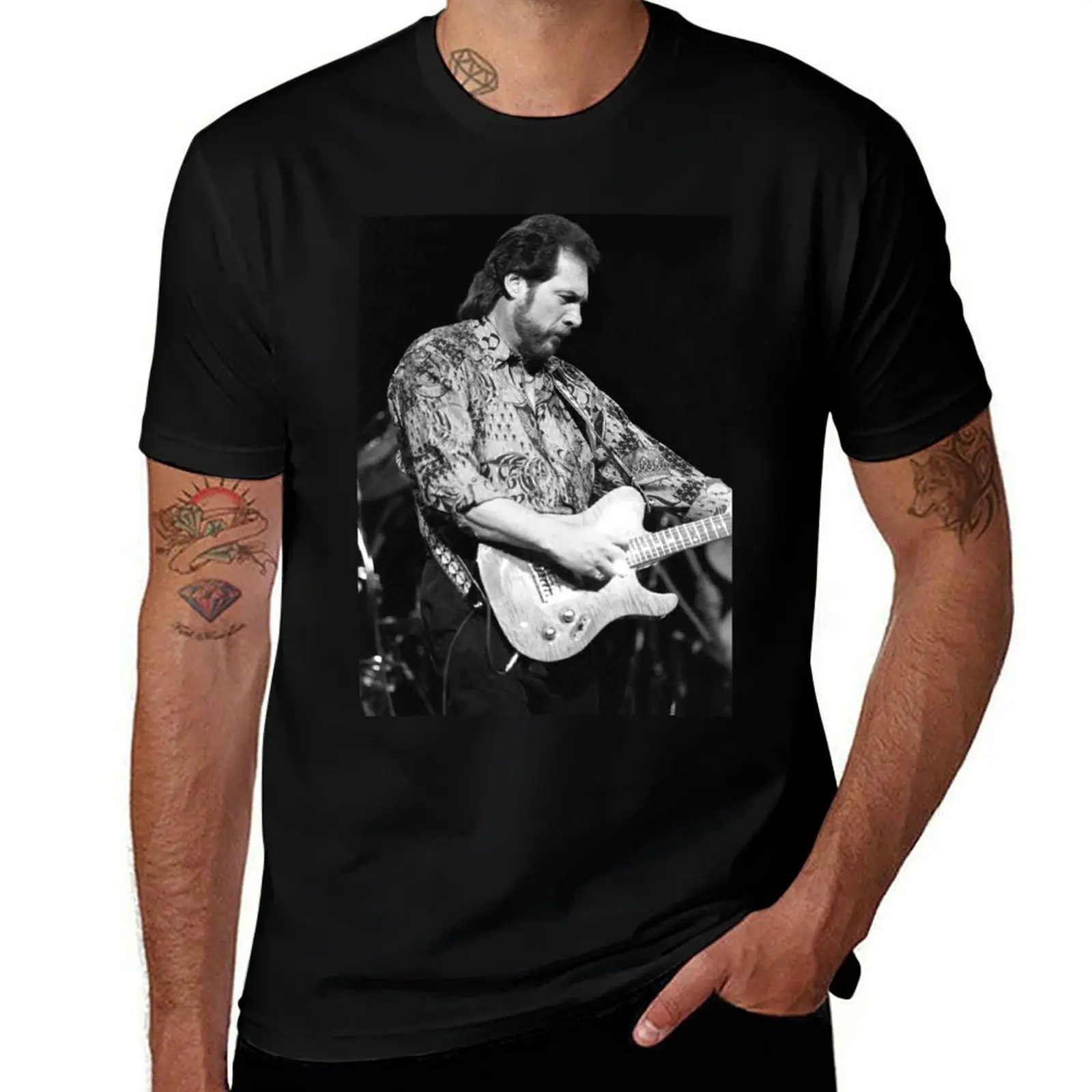 Steve Cropper - BW Photograph T-Shirt Gym Exercise Short Sleeve T-Shirt
