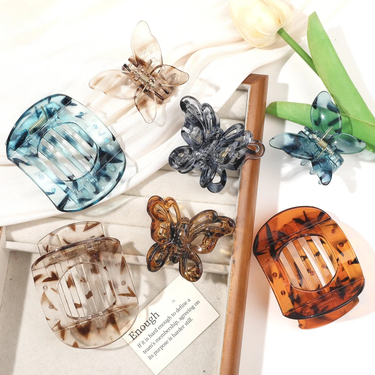 Acrylic Hair Claw Clips Arc Shaped Geometric Ponytail Clip Hairgrip Hairpin Headwear Women Butterfly Hair Grab Accessories