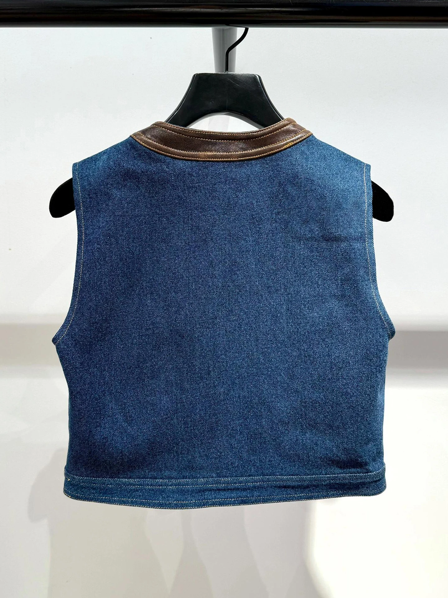 

S Home Nan You High End Women's Faion Summer 2025 Small Fraance Sle Denim Vest Top + Skirt Set Polyester Fiber But...