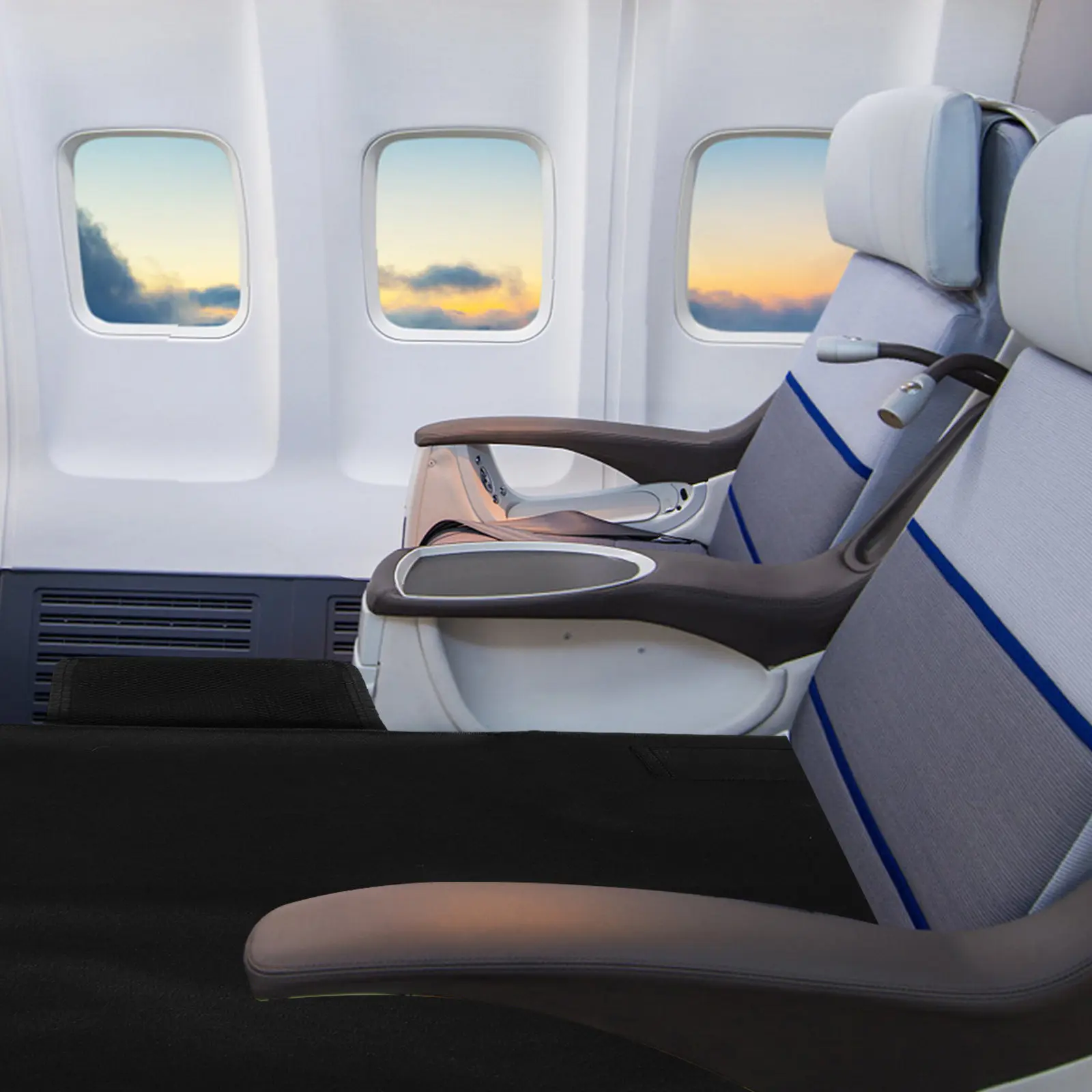 

Airplane Seat Extender for Toddlers Lightweight Portable Kids Travel Footrest Comfort Support Long Flight Leg Rest Toddler