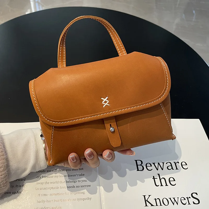 

Soft Cowhide Leather Handbag for Women Lightweight Crossbody Purse with Top Handle New Designer Phone Bag Wallet Clutch