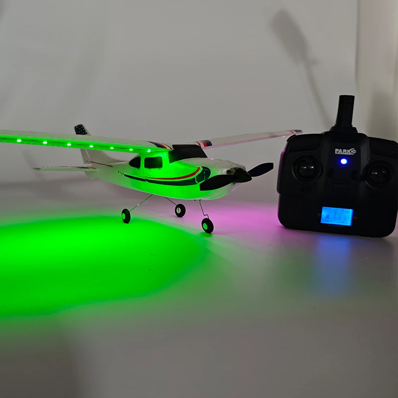 أفضل 3CH P707Gyro Cessna RC طائرة 2.4G 3D/6G مع شاشة الكريستال السائل ضوء الليل الثابتة الجناح الطائرات RTF لعب للأولاد هدية #6
