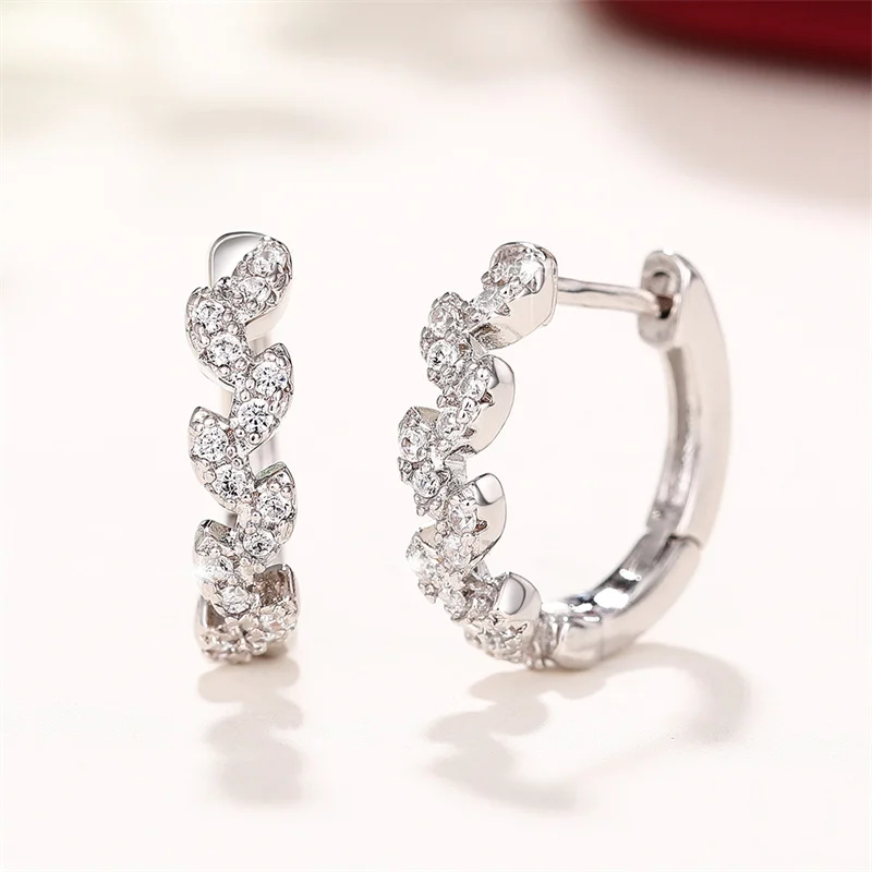 Шикарные женские серьги-кольца Huitan в виде листьев, серебряного цвета, универсальные серьги-кольца Для Пирсинга Ушей, необычный подарок на день рождения, эффектные украшения