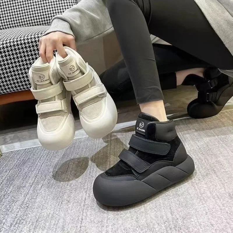 Nuovo 2023 inverno novità suola spessa stivali corti scarpe da donna di alta moda caldo velluto cotone nero Botas Mujer