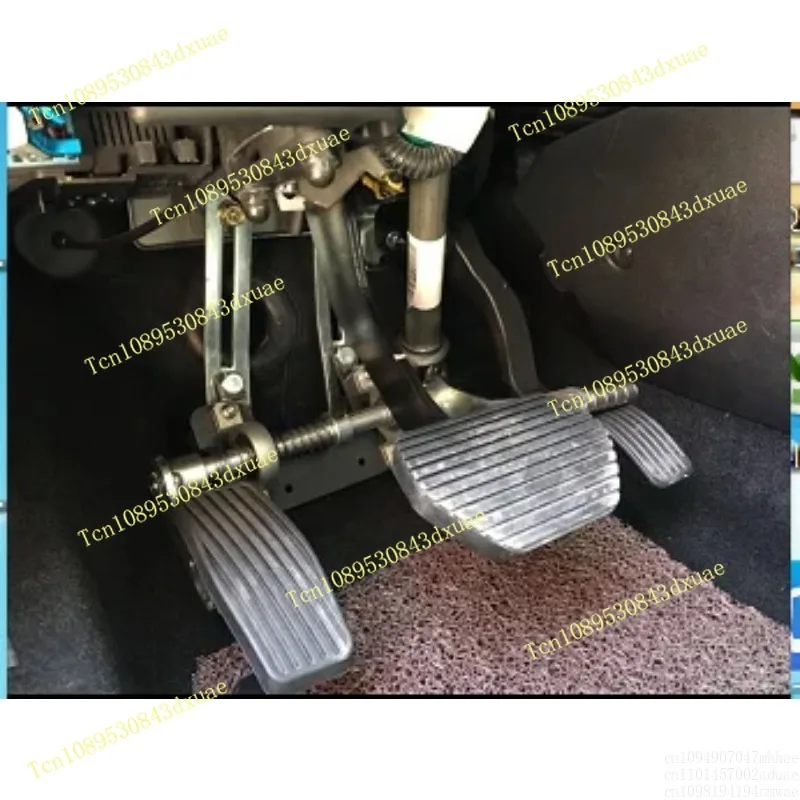 Suitable for automobile accelerator pedal device, left foot auxiliary device/disabled driving  modification parts