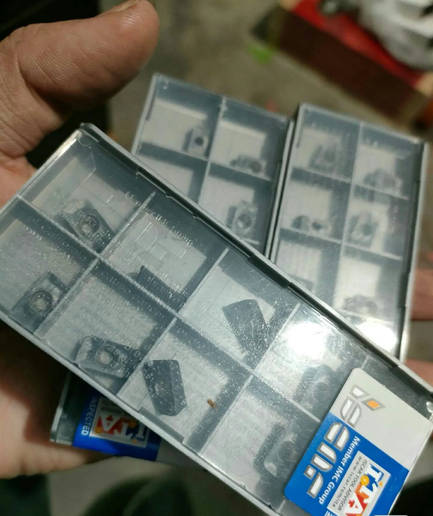 

Hard alloy cutting blades TPGX090204-L IC908