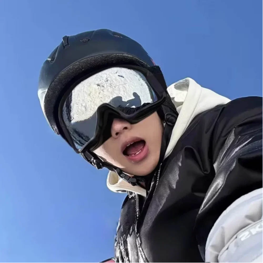 Thumbnail 2 - #21 Trending Snow Goggles Right Now