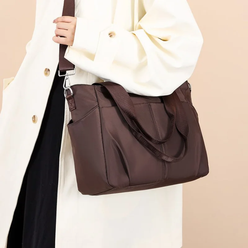 حقيبة كروس نسائية مصممة من الجلد الطبيعي حقائب يد أنيقة على الكتف محفظة فاخرة للسيدات عصرية