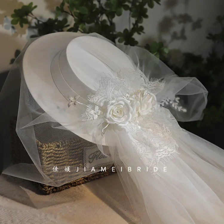 Original Design Lace Fower Face Veil Wedding Hat for Women White Satin Fedoras Photo Shoot Formal Fedora Cap Bride Fascinators