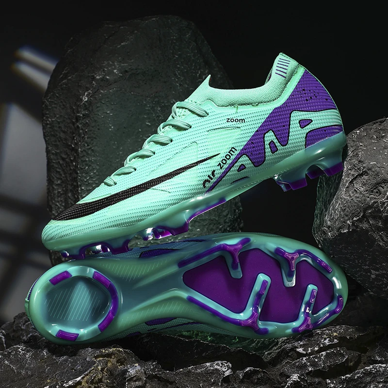 

Studded Men Football Shoes Professional Ultralight Soccer Shoes Cleats Comfortable Society Top Quality Unisex Football Boots