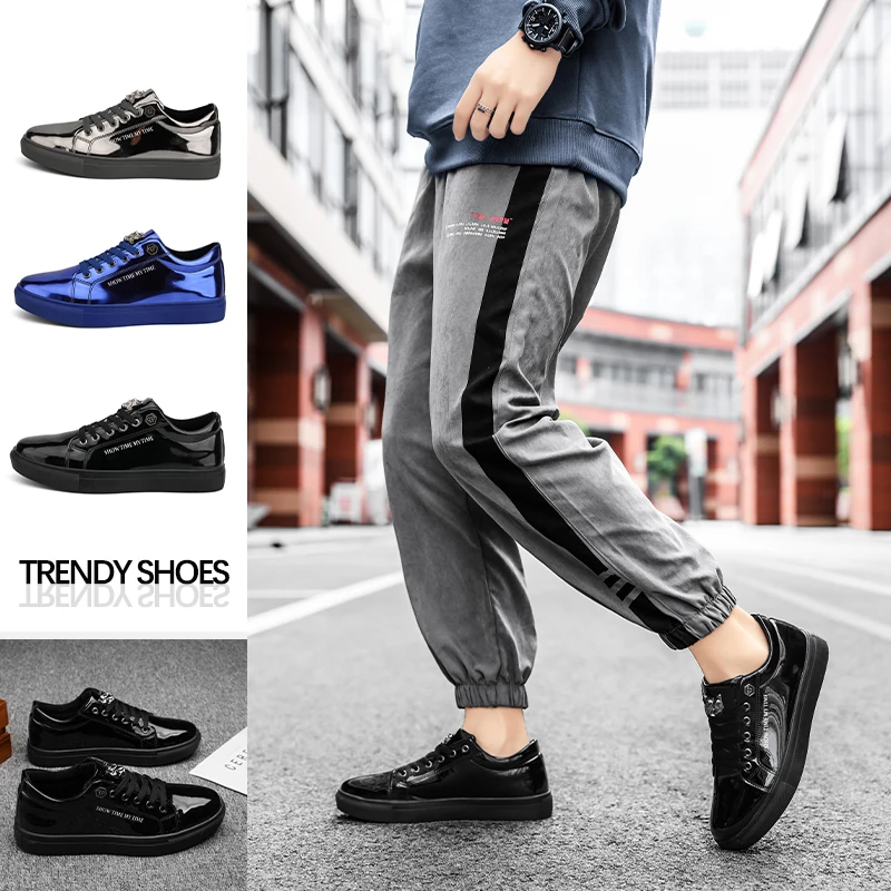 Fashion Men's Sneakers Punk Ankle Boots for Men Metal Rivet High Top Lace-up Metal Decoration Shoes Cool Motorcycle Boots