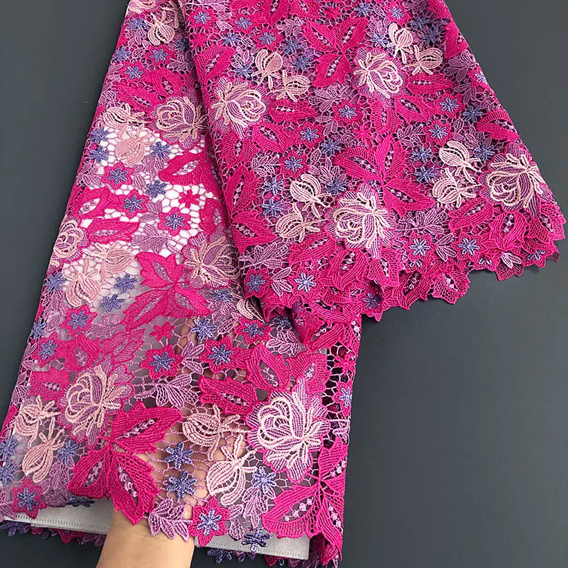 Ein Meter Designer-Spitzenstoff, bestickte Guipure-Spitze, wasserlösliche Textil-Kordelspitze für DIY Abendkleider, Hochzeitskleider, Näharbeiten, Röcke und Kostüme