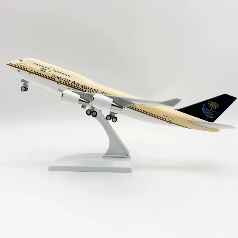 

30 см модель самолета из смолы, Саудовская Аравия Airlines B747, литой под давлением материал, модель самолета, комплект модели самолета, коллекция игрушек для детей