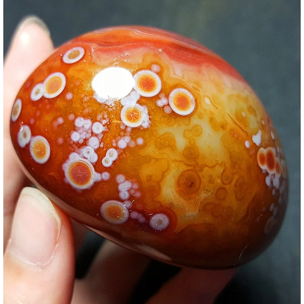 Smooth Texture Banded Agate Palm Stone, Polished Tumbled, Stripe Pattern, Desk Decor, Natural Stone, Crystal Collection
