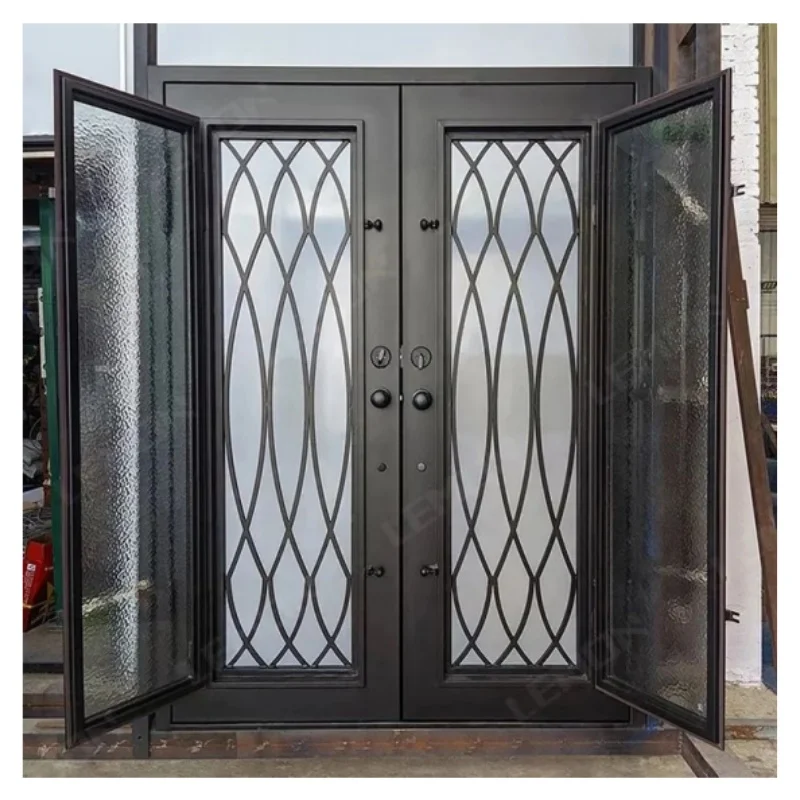 

Двустворчатая алюминиевая входная дверь с простым дизайном и возможностью индивидуальной настройки, открывающаяся на 180 градусов, в стиле французских железных входных дверей повышенной безопасности для дома