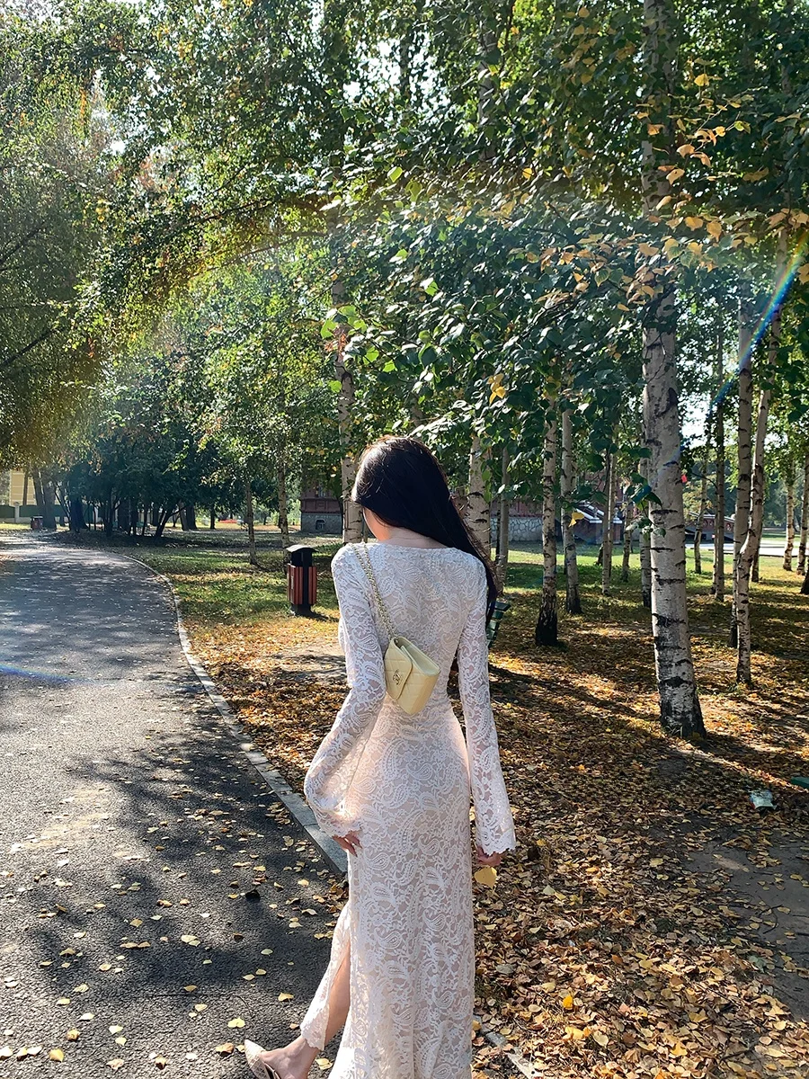 Vestido Largo de Encaje Blanco Achi para Mujer, con Cintura Ajustada, Relleno en el Pecho, Dobladillo Asimétrico, Tela de Nailon Elástica