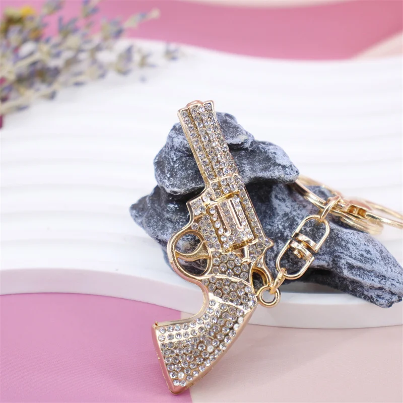 

Creative Crystal Pistol Keychain Rhinestone Desert Eagle Gun Metal Pendant Keyring Car Backpack Keyholder