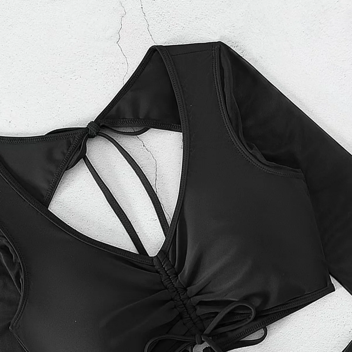 2025 جديد ارتفاع الخصر المحافظ لصق مجموعة البكيني لون نقي منفصل ملابس السباحة الإناث الرباط ملابس السباحة Tankini