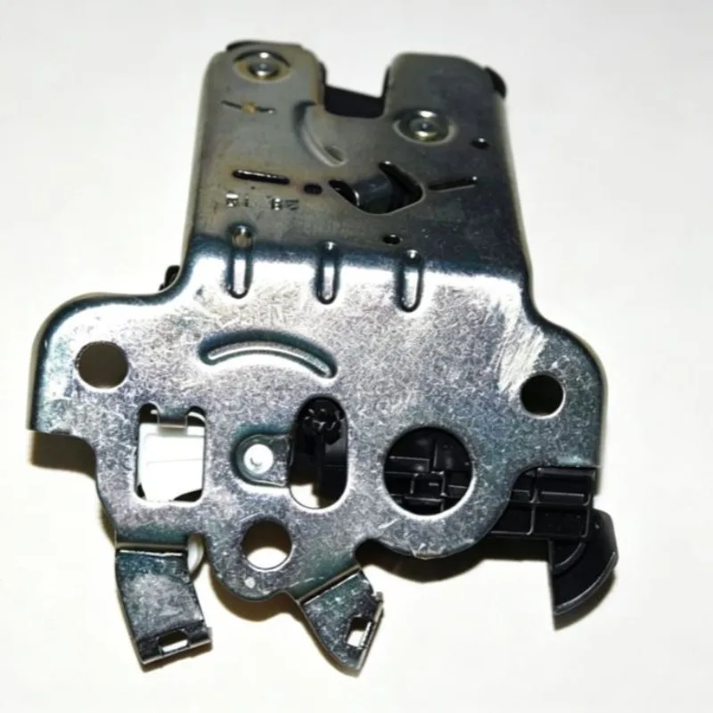For Volkswagen Golf Je.tta Passat CC Tiguan Touran Polo Trunk Tailgate Lock Mechanism Assembly