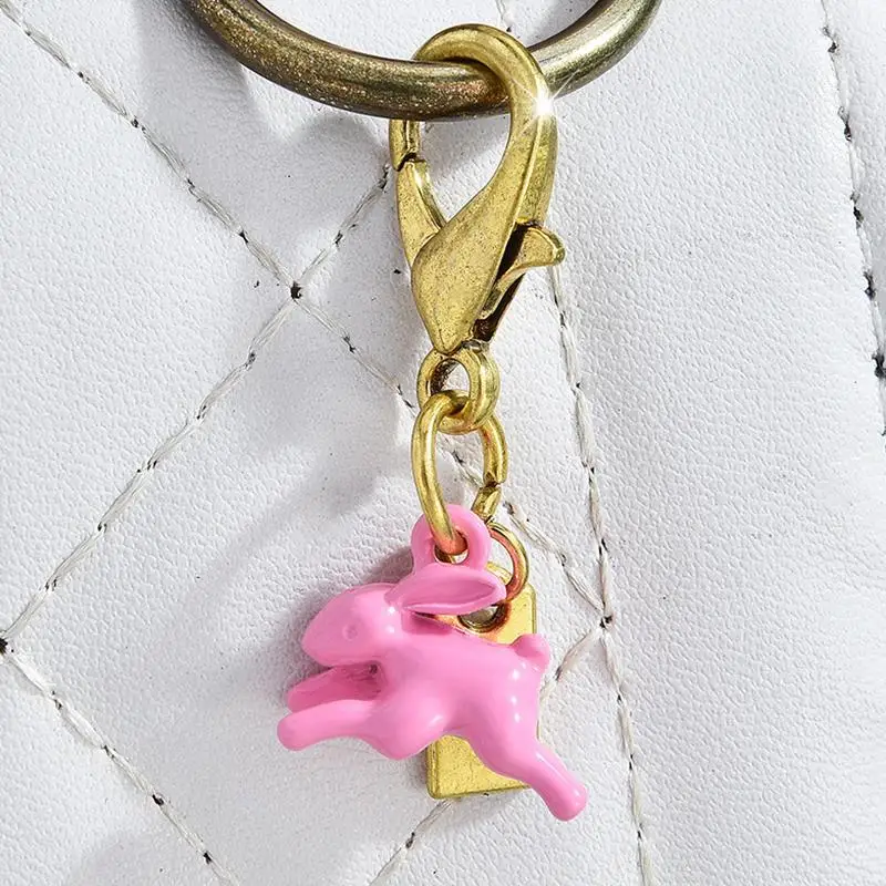 Retro-Cartoon-Schlüsselanhänger, Handtaschenanhänger, Taschenanhänger, Metall-Autoschlüsselanhänger, Rucksackdekoration, Accessoires, Geschenke – Detail 8