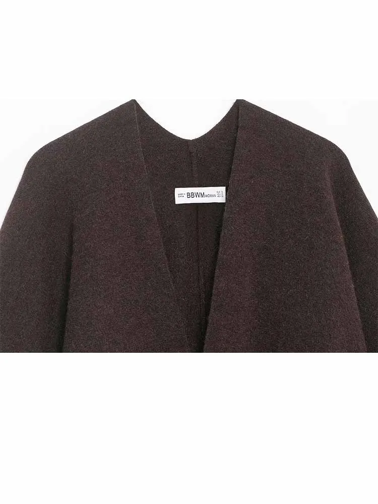 HH امرأة جديدة أوائل الربيع تصميم الشعور تنوعا شرابة الديكور الحياكة كيب نمط معطف الإناث التنقل معطف يومي فضفاض