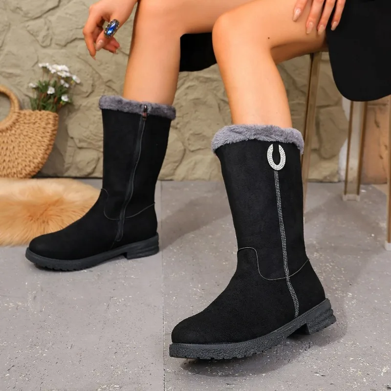 Fashionable Snow Boots - New Winter Style Women's Thick and Padded Mid-calf Boots