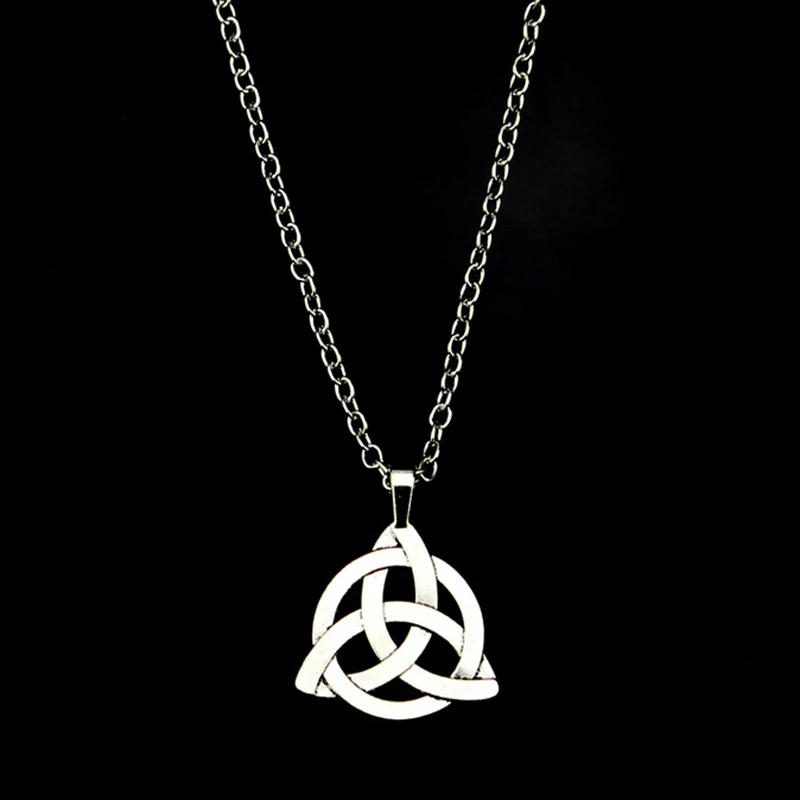 Triquetra Trinity Knot Chain Necklace Jewelry DIY 25x30mm Pendant Necklace Fashion Pagan Protection Spiritual Necklaces DIY Gift