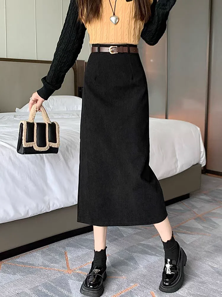 تنانير ضيقة شتوية من Corduredo لعام 2025 للنساء الصغيرات - تنورة متوسطة الطول عالية الخصر مع فتحة خلفية تنورة مكتب أنيقة ونحيفة