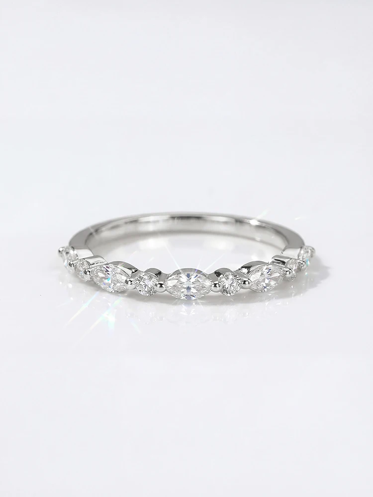 Modischer Ehering mit echtem Moissanit-Diamant in Marquise- und Rundform für Damen, elegant, klassisch, für den täglichen Gebrauch und für Partys, hochwertiger Schmuck. – Detail 6
