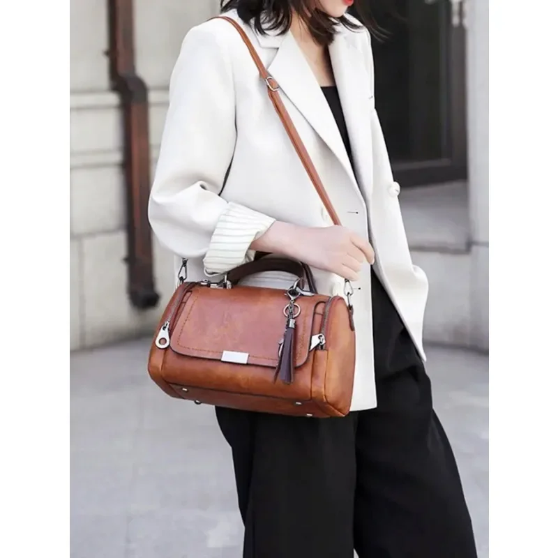 Tassel Decor Handbag, Women's Large Capacity Shoulder Bag, Fashion Zipper Crossbody Bag With Removable Strap