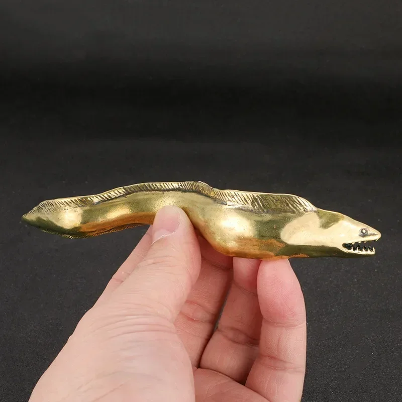 Brass Deep Sea Hairtail Fish Statue Desk Ornaments Retro Simulation Fish Statue Tea Pet Car Decoration Crafts Collectibles