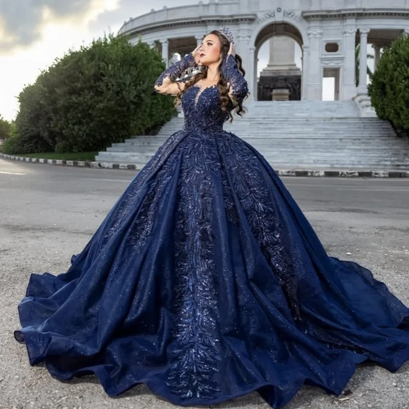 Glänzendes dunkelblaues Quinceanera-Kleid, Spitze, Kristallperlen, Glitzer-Aufkleber, langer Schwanz, langer Schwanz, Vestidos de 15 Quinceanera ﻿ Maßgeschneidert