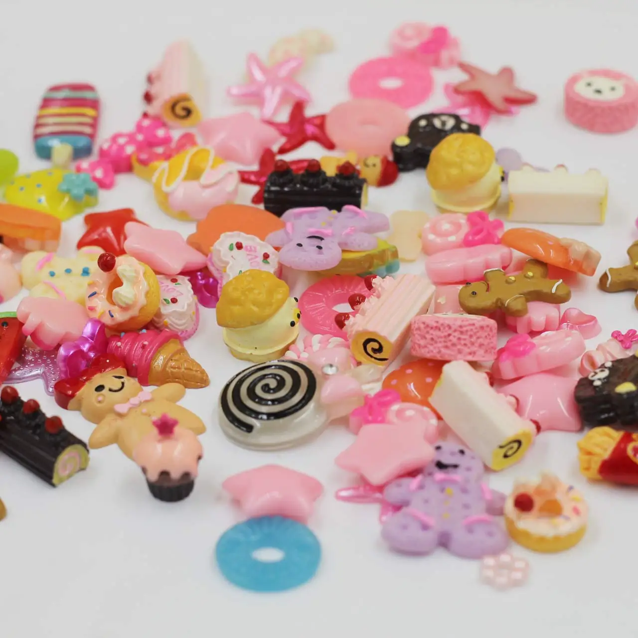 200PCS Mix Multi-shape Cake Candy Ice Cream Flatback Resin Cameos DIY Handicrafts Decoration Headwear Jewelry Accessories