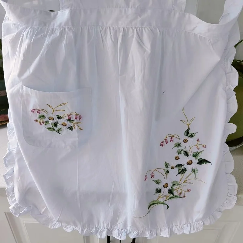 Princess Ruffles Retro Pastoral Apron White Cotton Embroidered Cooking Kitchen Apron For Woman Dress Flower Shop Hairdresser Bib