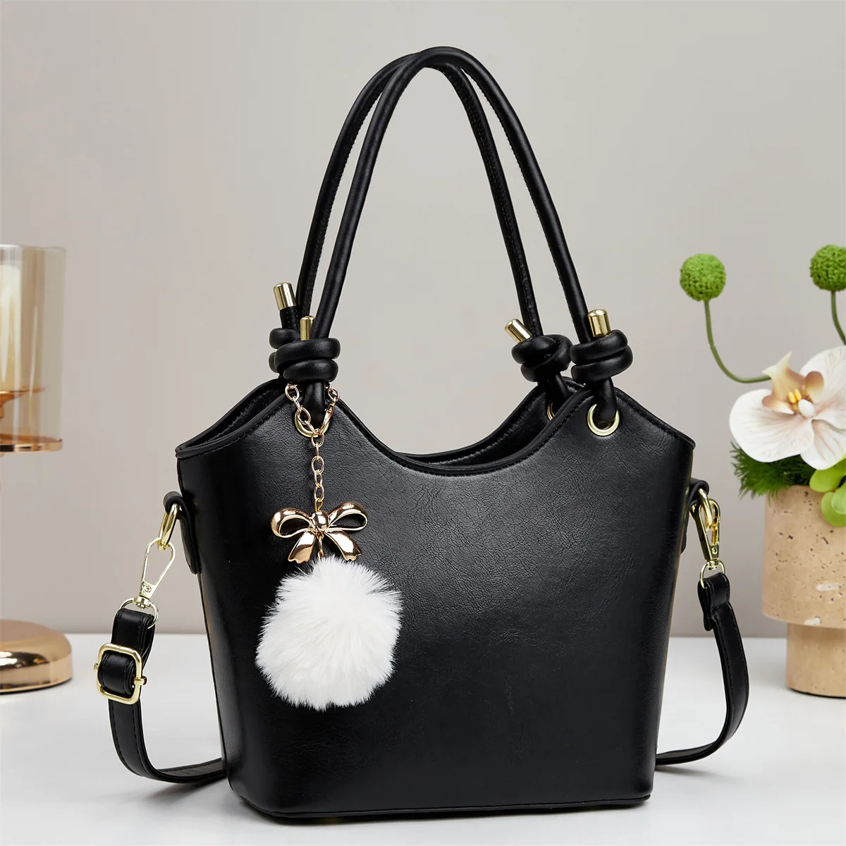 

Женская универсальная маленькая сумка - новинка 2025 года, модная сумка через плечо/ведро для поездок на работу