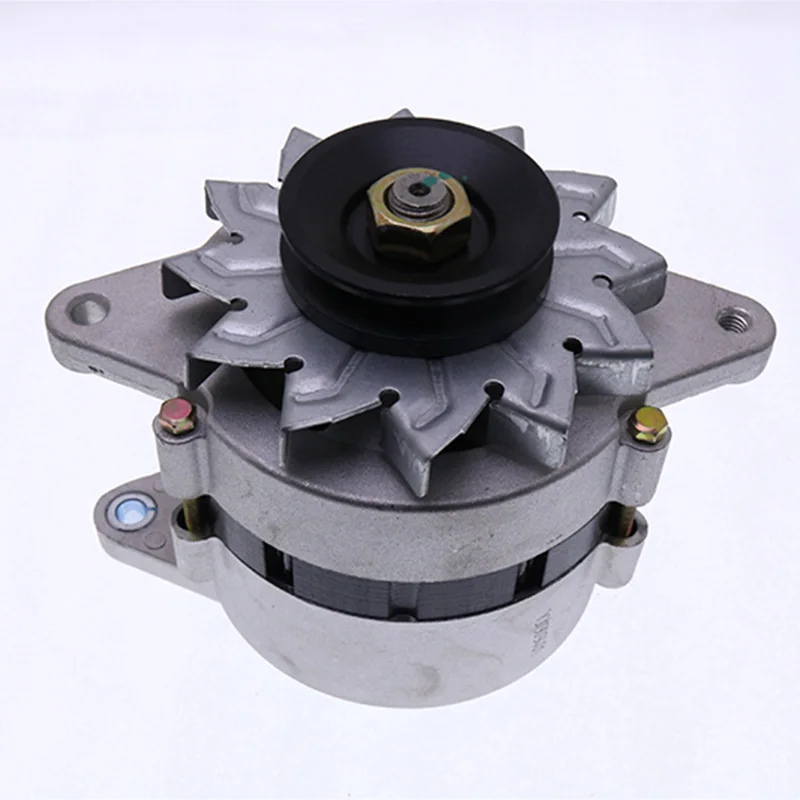 

Aftermarket 12V 35A Alternator 15471-64011 for Excavator KH20 KH28 KH90 KX101 Tractor B6200D B7100E B7100HSD B7100DT L175F