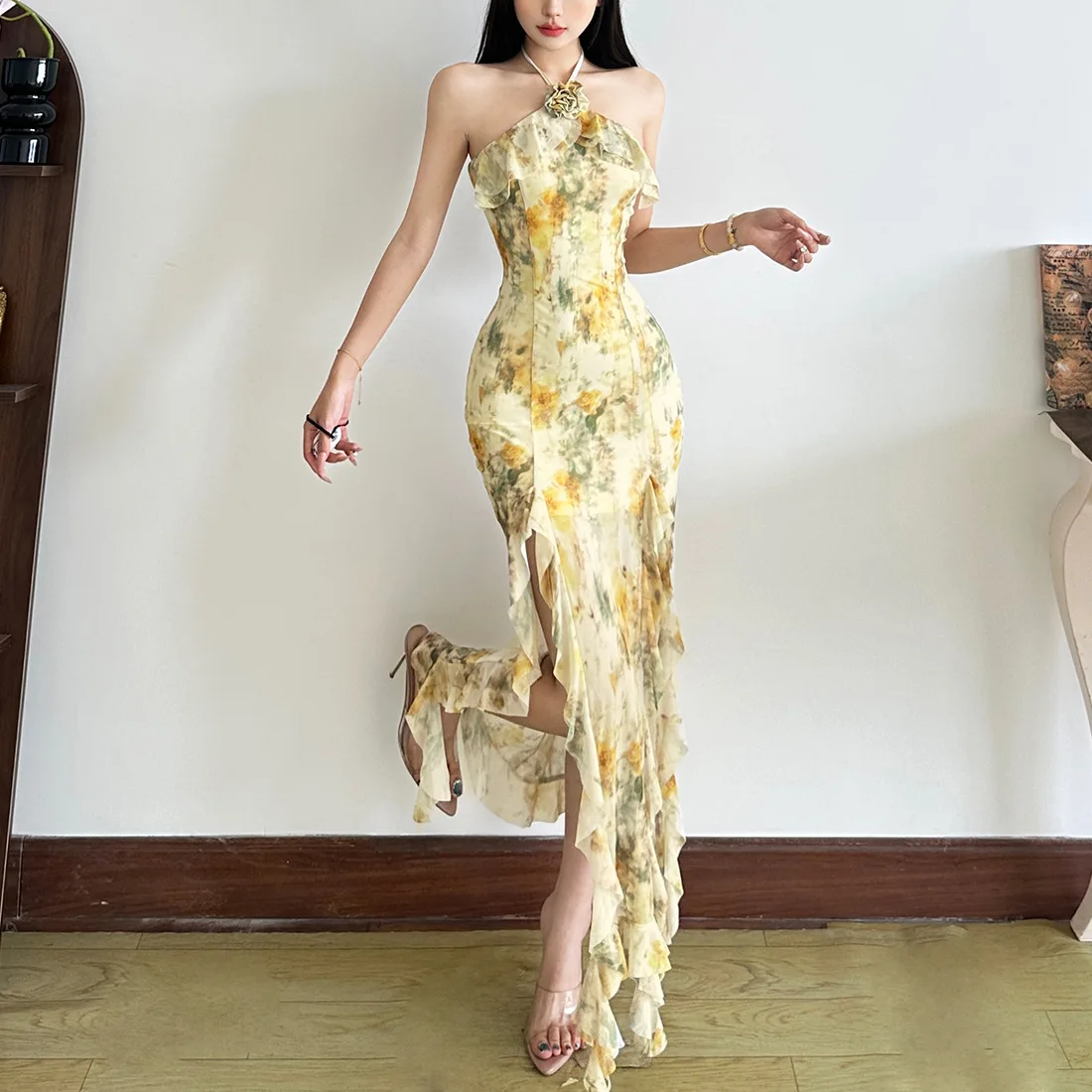 Robe d'été à fleurs sans manches pour femmes, nouvelle mode, fente irrégulière, col suspendu, lacets