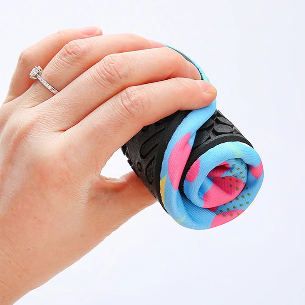 

1Pair Non-Slip Dolphin Pattern Beach Shoes Outdoor Swimming Diving Surf Water Sports Shoes for - -31 Yard 19cm