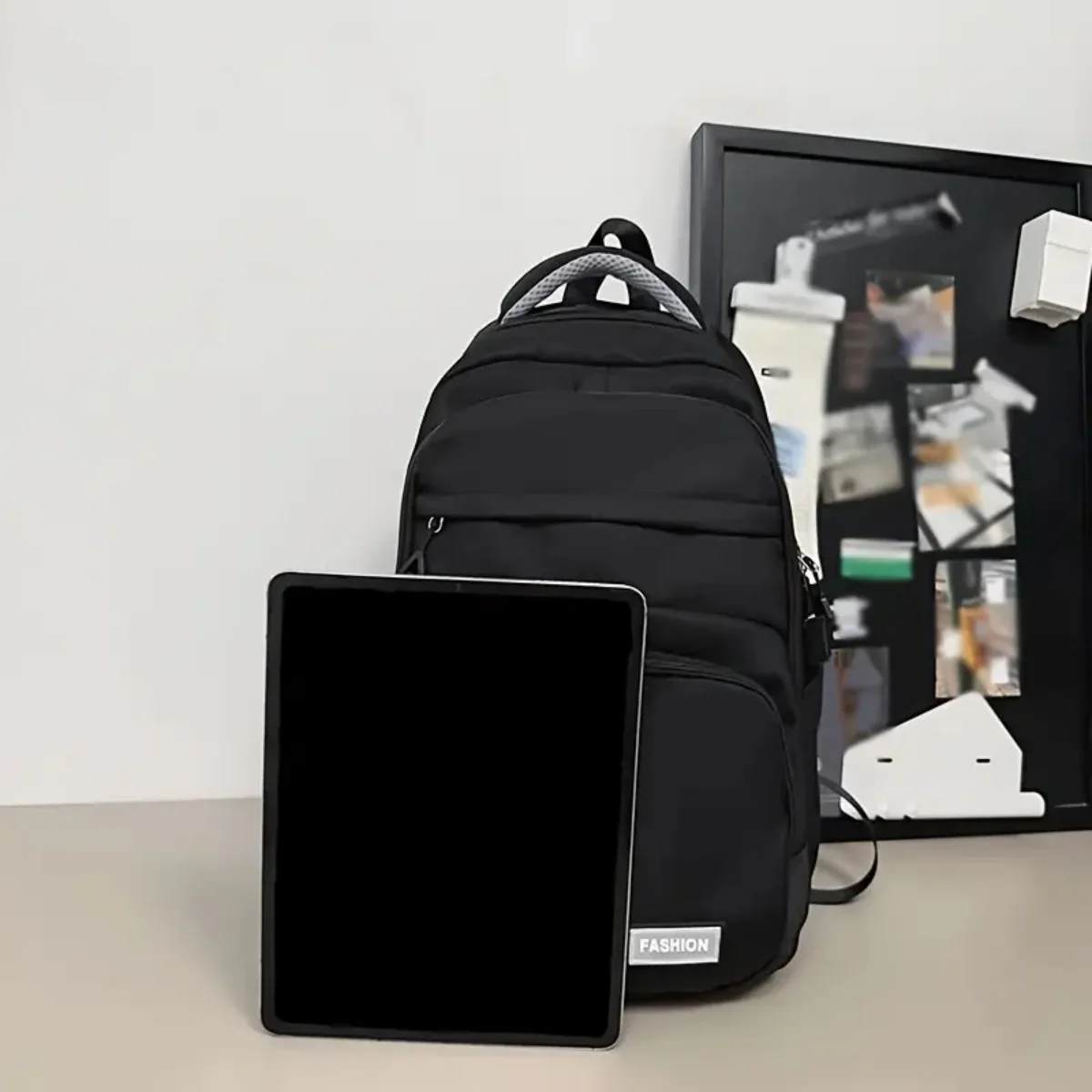 Unisex Casual Nylon Backpack, Large Capacity, Adjustable  display picture 1